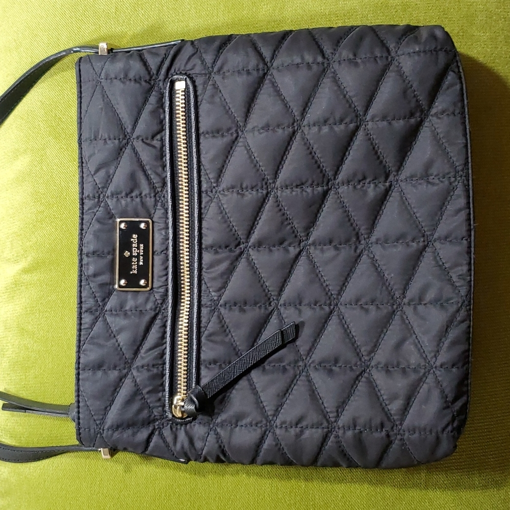 Kate Spade Crossbody Dessi Wilson Road Quilted Black, very good condition